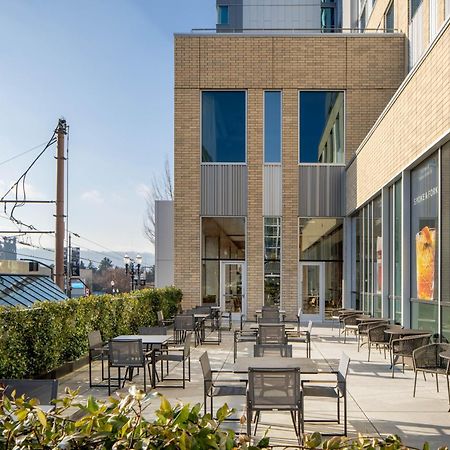 Hyatt Regency Portland At The Oregon Convention Center Exterior foto